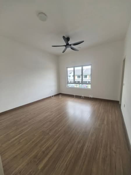 2-storey Terraced House for Sale in Bandar Bukit Tinggi (Klang) - Shue Tan - PropertyGuru.com.my