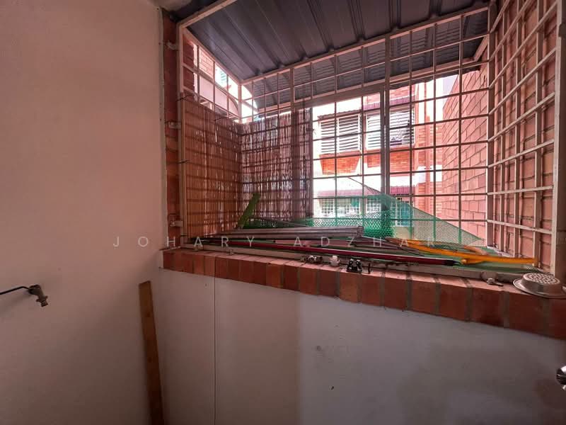 Pangsapuri untuk Dijual di Alam Budiman (Sri Budiman) - Johary Adzhar - Exterior - PropertyGuru.com.my