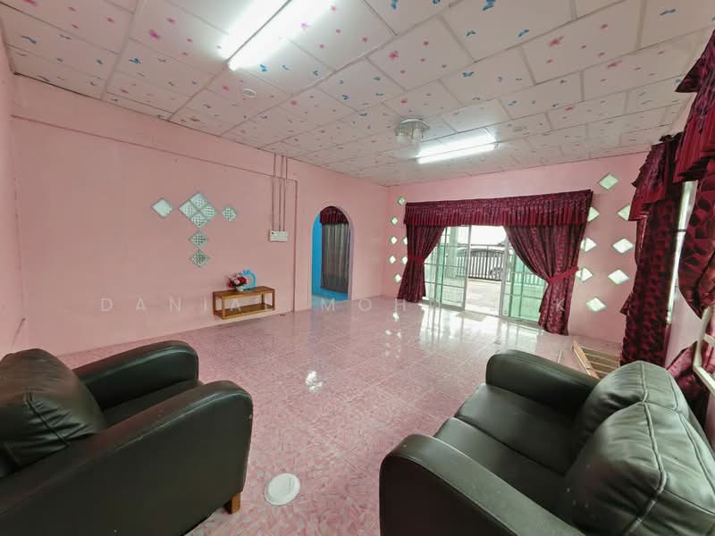 1-storey Terraced House for Sale in Chuping (Perlis) - Danial Mohd Zaki - Living Room - PropertyGuru.com.my