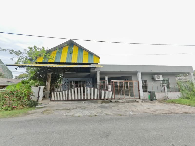 1-storey Terraced House for Sale in Chuping (Perlis) - Danial Mohd Zaki - Exterior - PropertyGuru.com.my