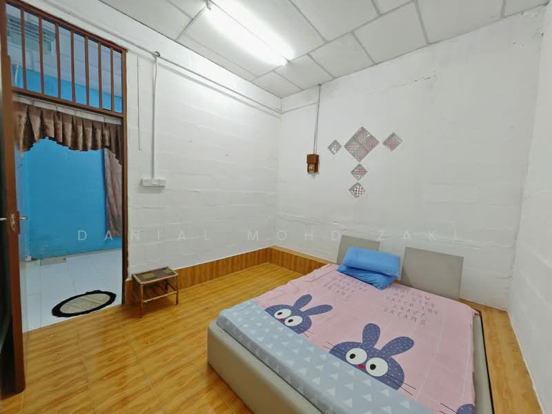 1-storey Terraced House for Sale in Chuping (Perlis) - Danial Mohd Zaki - Bedroom - PropertyGuru.com.my