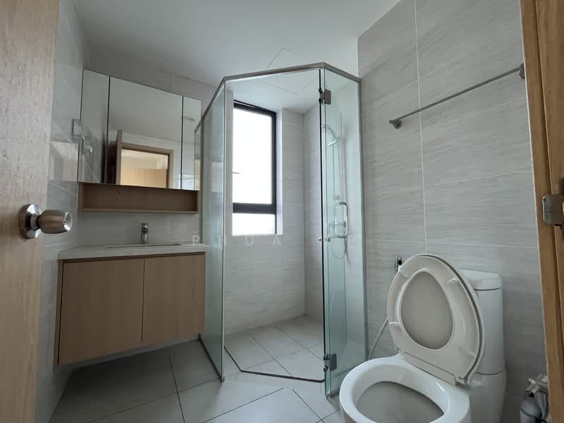 Service Residence for Sale at Aradia Residence @ Lake City KL North - Phua HP - PropertyGuru.com.my