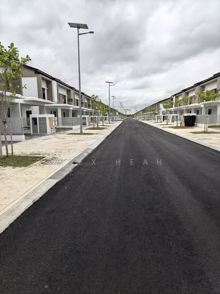 Rumah Teres 2 Tingkat untuk Dijual di Bandar Gamuda Cove (Dengkil) - Alex Heah - Exterior - PropertyGuru.com.my