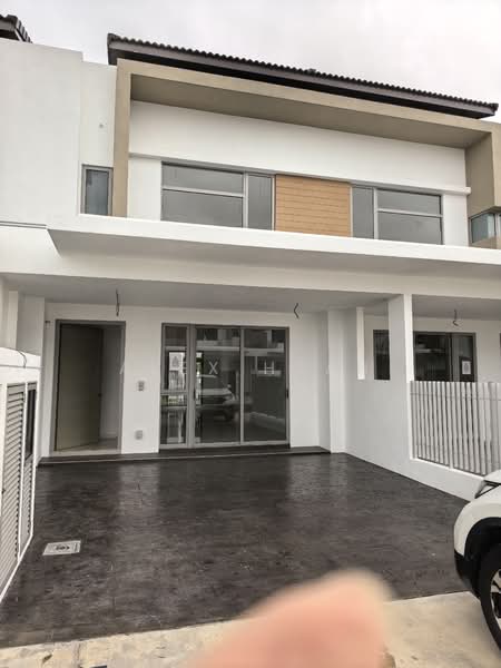 Rumah Teres 2 Tingkat untuk Dijual di Bandar Gamuda Cove (Dengkil) - Alex Heah - Exterior - PropertyGuru.com.my