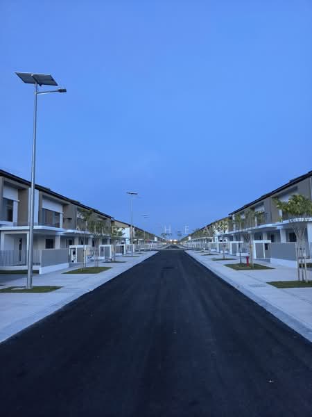 Rumah Teres 2 Tingkat untuk Dijual di Bandar Gamuda Cove (Dengkil) - Alex Heah - Exterior - PropertyGuru.com.my