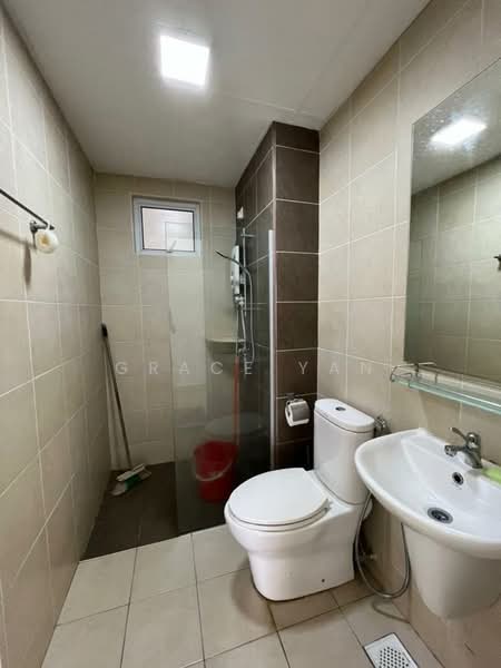 Apartment for Rent at Pangsapuri Tanah Emas (Golden Sands) - Grace Yan - Bathroom - PropertyGuru.com.my