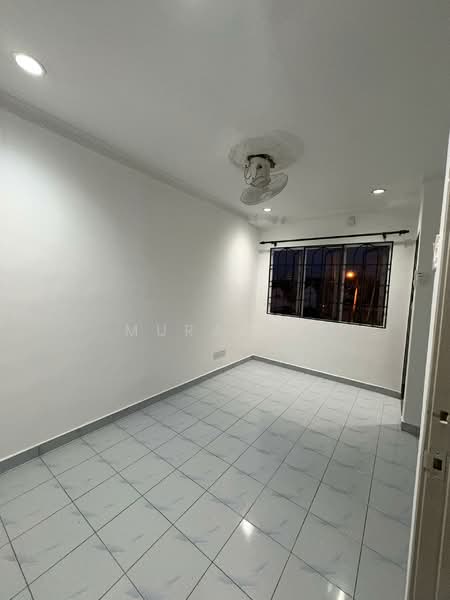 Rumah Teres 2 Tingkat untuk Dijual di Taman Bukit Serdang (Seri Kembangan) - Murali . - PropertyGuru.com.my