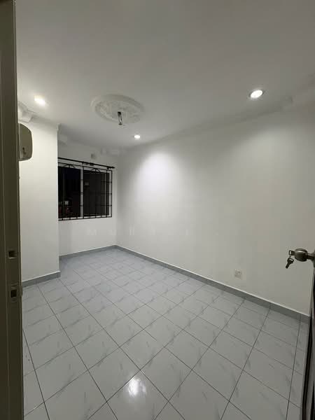 Rumah Teres 2 Tingkat untuk Dijual di Taman Bukit Serdang (Seri Kembangan) - Murali . - PropertyGuru.com.my