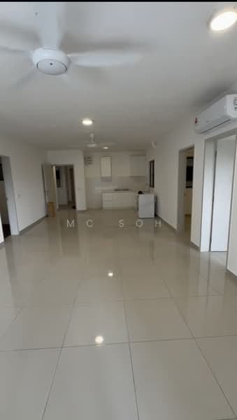 Townhouse for Sale in Setia Alam (Selangor) - MC Soh - Living Room - PropertyGuru.com.my