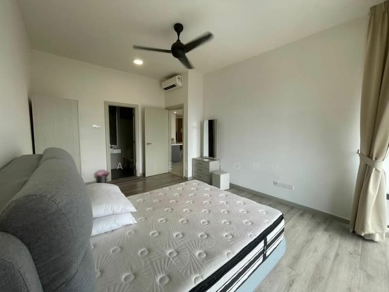 Service Residence for Sale at Southkey Mosaic - Daniel Yong - Bedroom - PropertyGuru.com.my