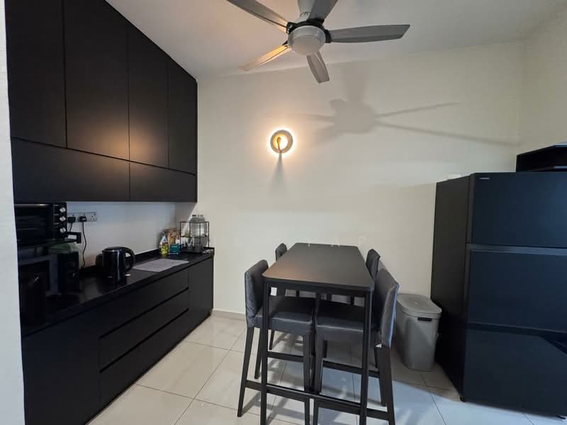 1.5-storey Terraced House for Sale in Bandar Sunway (Sunway) - Mike Yap - Kitchen - PropertyGuru.com.my