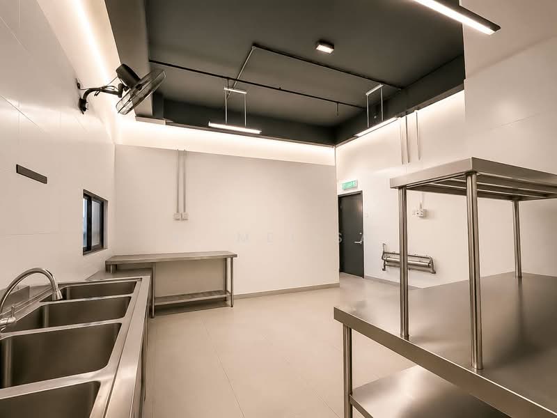 Shop / Office for Sale in Semenyih (Selangor) - N. Melisa - Kitchen - PropertyGuru.com.my