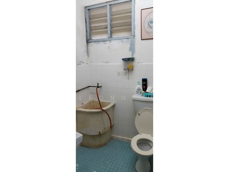 Apartment for Sale at Mutiara Indah Apartment - Leong . - Bathroom - PropertyGuru.com.my