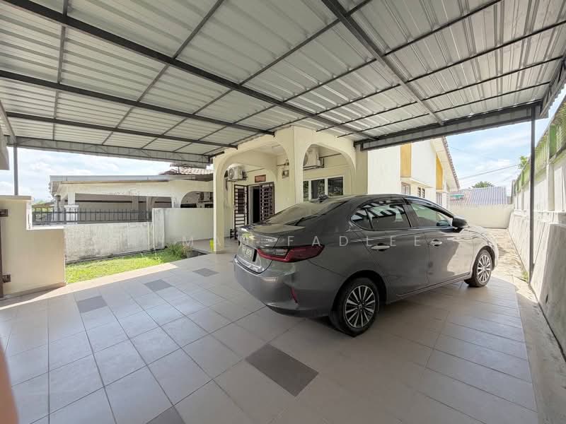 Rumah Teres 1 Tingkat untuk Dijual di Taman Bukit Mewah (Kajang) - Ahmad Fadlee - PropertyGuru.com.my