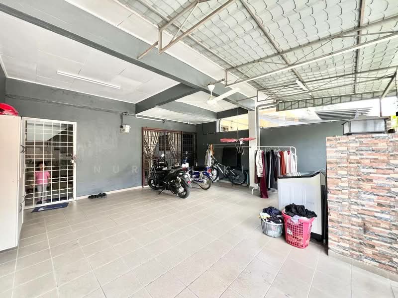 Rumah Teres 2 Tingkat untuk Dijual di Taman Kajang Perdana (Kajang) - Nurashekin . - Exterior - PropertyGuru.com.my