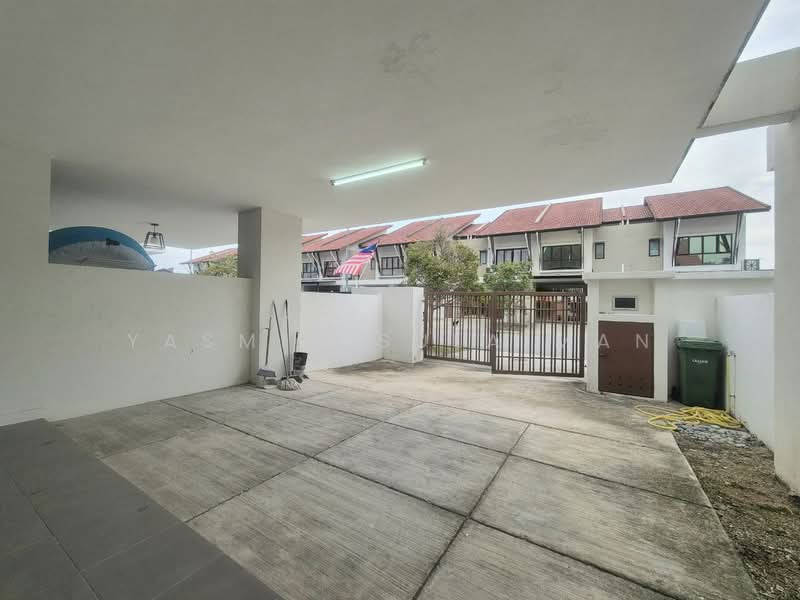Rumah Teres 2 Tingkat untuk Dijual di Serene Heights (Semenyih) - Yasmin Sulaiman - Exterior - PropertyGuru.com.my