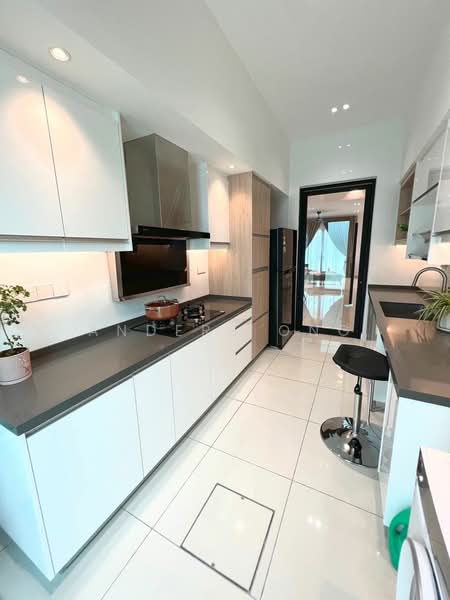 Rumah Teres untuk Disewa di Bandar Cassia (Batu Kawan) - Anders Ong - Kitchen - PropertyGuru.com.my