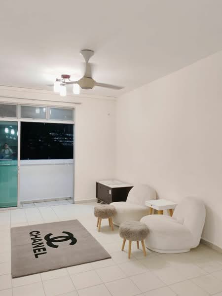 Apartment for Sale at Lake View Suites - Jason Tan - Living Room - PropertyGuru.com.my