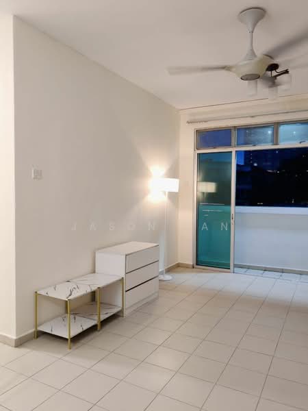 Apartment for Sale at Lake View Suites - Jason Tan - Living Room - PropertyGuru.com.my