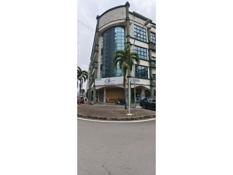 Shop / Office for Sale in Taman Serdang Perdana (Seri Kembangan) - Tony Low - PropertyGuru.com.my