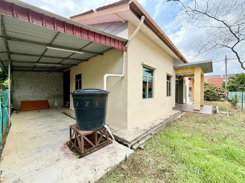 Residential Land for Sale in Sepang (Selangor) - Azizirrahim . - Exterior - PropertyGuru.com.my