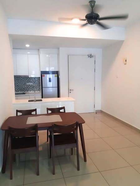 Servis Apartment untuk Disewa di Utropolis Suites 1 - Josephine Chou - Kitchen - PropertyGuru.com.my