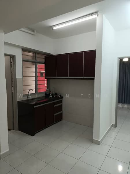 Servis Apartment untuk Dijual di Main Place Residence - Wai Ann Teng - Kitchen - PropertyGuru.com.my