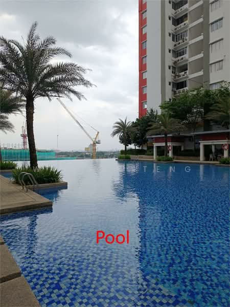 Servis Apartment untuk Dijual di Main Place Residence - Wai Ann Teng - Pool - PropertyGuru.com.my
