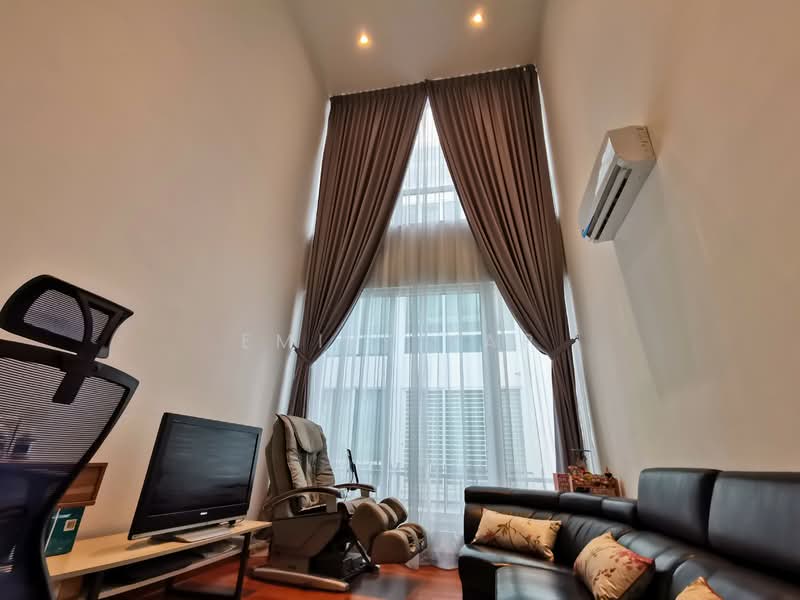 Rumah Banglo untuk Dijual di Cyberjaya (Selangor) - Emily Yap - Double volume family lounge - PropertyGuru.com.my