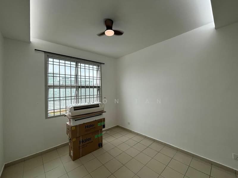Apartment for Sale at Lake View Suites - Jason Tan - Interior - PropertyGuru.com.my