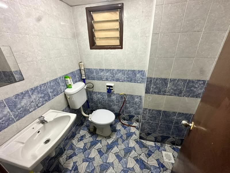 Condominium for Rent at Pelangi Damansara - Abby Woo - Bathroom - PropertyGuru.com.my