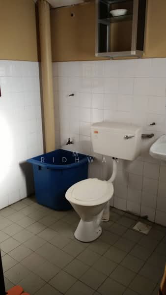 Rumah Teres untuk Dijual di Taman Banting Baru (Banting) - M. Ridhwan - Bathroom - PropertyGuru.com.my