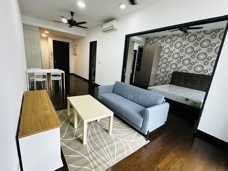 Pangsapuri untuk Disewa di V Residence Suites @ Sunway Velocity - Alan Hong - Living Room - PropertyGuru.com.my