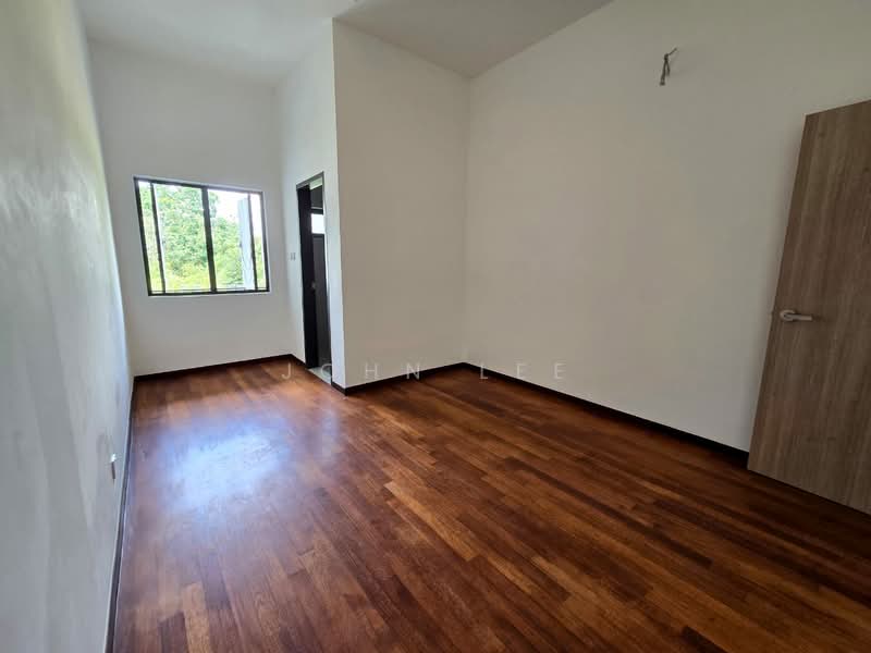 2-storey Terraced House for Sale in Bandar Kinrara Seksyen 8 (Bandar Kinrara) - John Lee - Interior - PropertyGuru.com.my