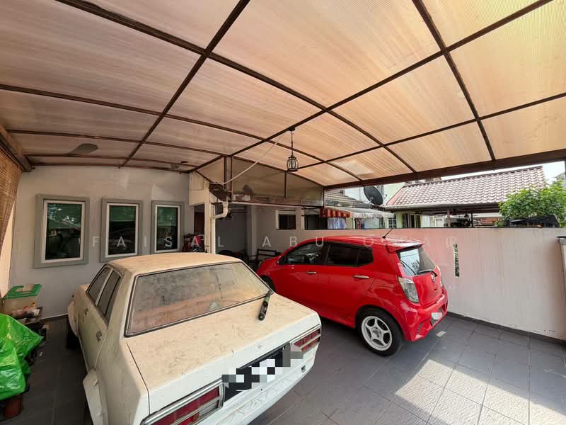 Rumah Teres 2 Tingkat untuk Dijual di Taman Melati (Setapak) - Faisal Abu Omar - Car Park - PropertyGuru.com.my