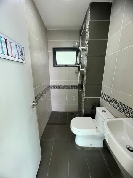 Kondominium untuk Dijual di The Vyne - Louis . - Bathroom - PropertyGuru.com.my