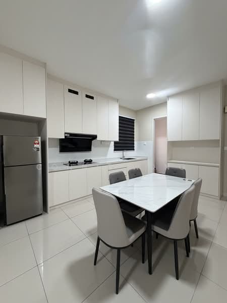 Condominium for Rent at Trinity Wellnessa - Connie Wong - Kitchen - PropertyGuru.com.my