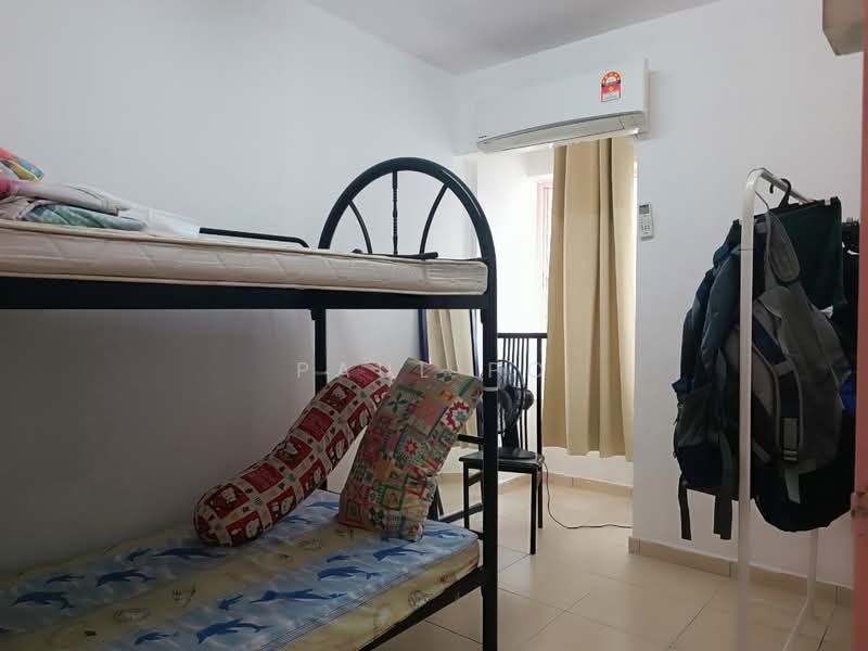 Pangsapuri untuk Dijual di Miharja (LRT Maluri) - Paul Po - Bedroom - PropertyGuru.com.my