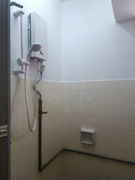 Pangsapuri untuk Dijual di Miharja (LRT Maluri) - Paul Po - Bathroom - PropertyGuru.com.my