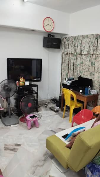 Rumah Teres 2 Tingkat untuk Dijual di Bandar Tun Hussein Onn (Cheras) - Matthew Lai - Living Room - PropertyGuru.com.my