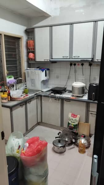 Rumah Teres 2 Tingkat untuk Dijual di Bandar Tun Hussein Onn (Cheras) - Matthew Lai - Kitchen - PropertyGuru.com.my