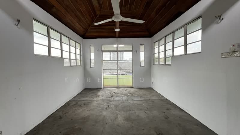 2.5-storey Terraced House for Sale in Kota Damansara (Selangor) - Karen Pong - Interior - PropertyGuru.com.my