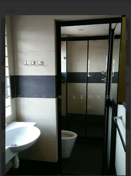 Rumah Bandar untuk Disewa di KL City Centre (Kuala Lumpur) - Elcoln Leong - Bathroom - PropertyGuru.com.my