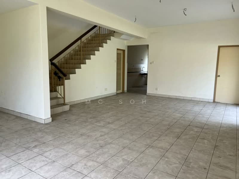 1-storey Terraced House for Sale in Setia Alam (Selangor) - MC Soh - Living Room - PropertyGuru.com.my