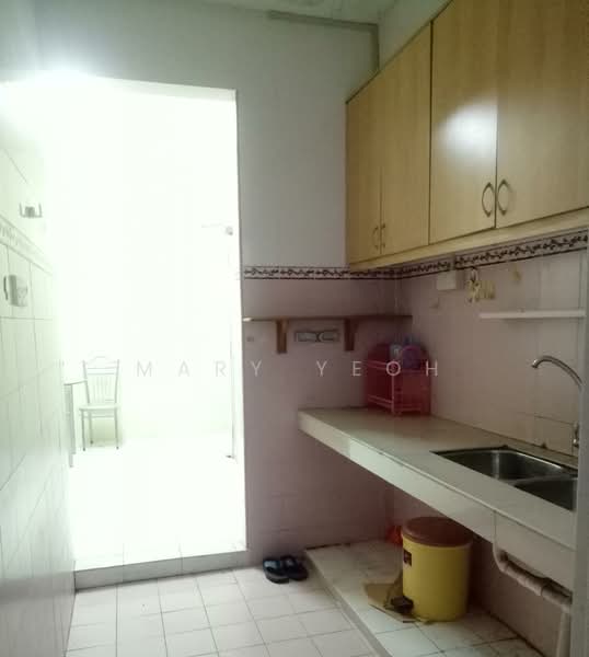 Pangsapuri untuk Dijual di Sg Long Residence - Mary Yeoh - Kitchen - PropertyGuru.com.my