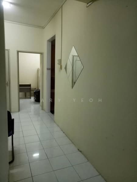 Pangsapuri untuk Dijual di Sg Long Residence - Mary Yeoh - Corridor - PropertyGuru.com.my
