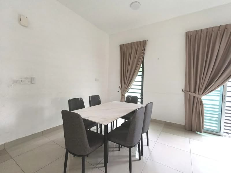 2-storey Terraced House for Rent in Bandar Indahpura (Kulai) - Janice Yong - Dining Room - PropertyGuru.com.my