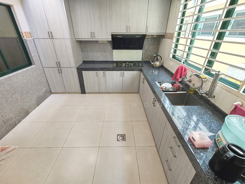 Rumah Berkembar untuk Dijual di Taman Tasik Indah Mewah (Batu) - Hugo How - Kitchen - PropertyGuru.com.my