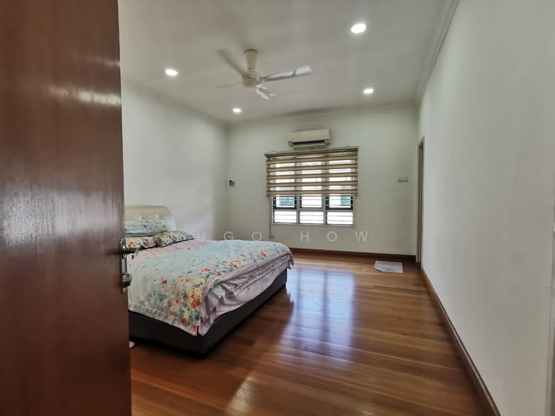 Rumah Berkembar untuk Dijual di Taman Tasik Indah Mewah (Batu) - Hugo How - Bedroom - PropertyGuru.com.my
