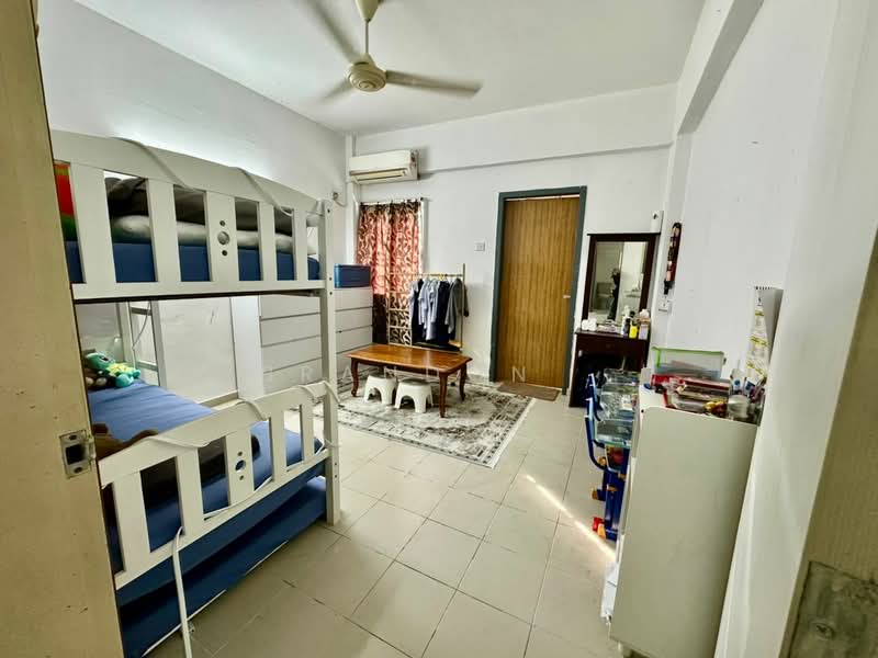 Kondominium untuk Dijual di Villaria - Brandon . - PropertyGuru.com.my